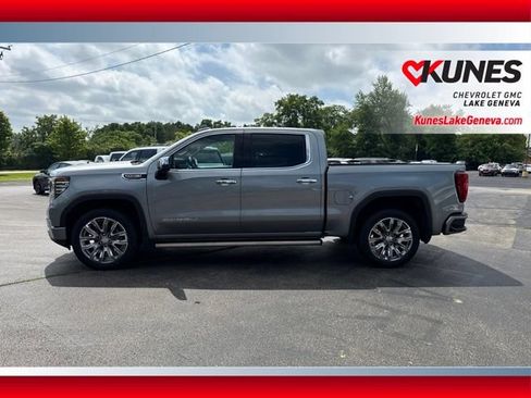 Used 2024 GMC Sierra 1500 Denali w/ Denali Reserve Package AWD/4WD image 11