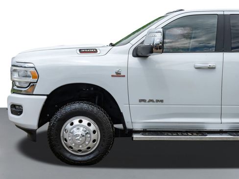 Used 2024 RAM 3500 Laramie w/ Bed Utility Group image 10