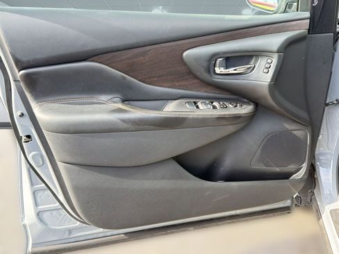 Used 2021 Nissan Murano Platinum w/ Cargo Package image 22