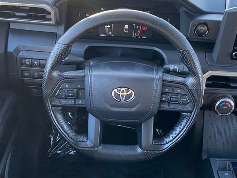 Certified 2025 Toyota Tacoma SR w/ SR Upgrade Package AWD/4WD image 15