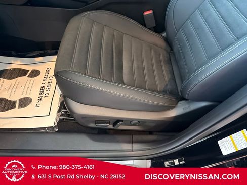 New 2026 Nissan Rogue SL AWD/4WD image 11