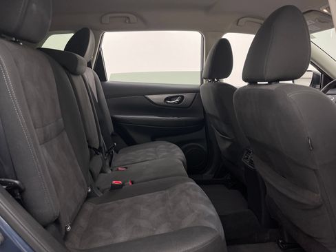 Used 2016 Nissan Rogue SV AWD/4WD image 33