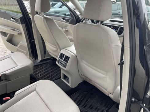 Used 2019 Volkswagen Atlas SE FWD image 52