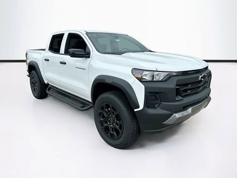 New 2026 Chevrolet Colorado Trail Boss AWD/4WD image 3
