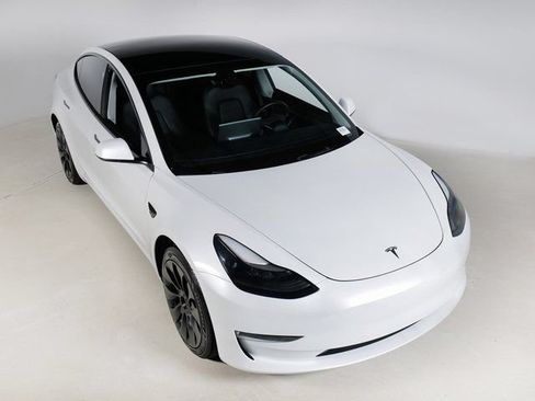 Used 2023 Tesla Model 3 Standard Range RWD image 25