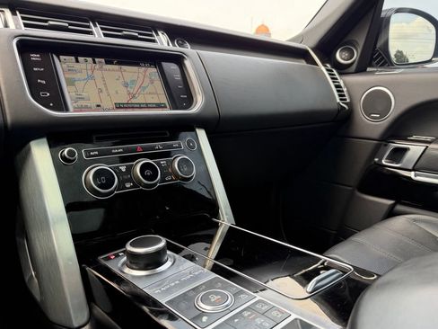 Used 2015 Land Rover Range Rover Supercharged AWD/4WD image 53