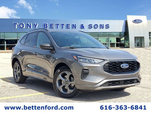 Certified 2023 Ford Escape ST-Line w/ Tech Pack #1 AWD/4WD image 1