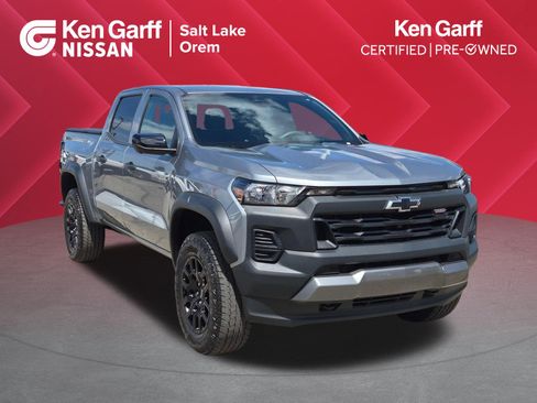 Used 2024 Chevrolet Colorado Trail Boss w/ Technology Package AWD/4WD image 1