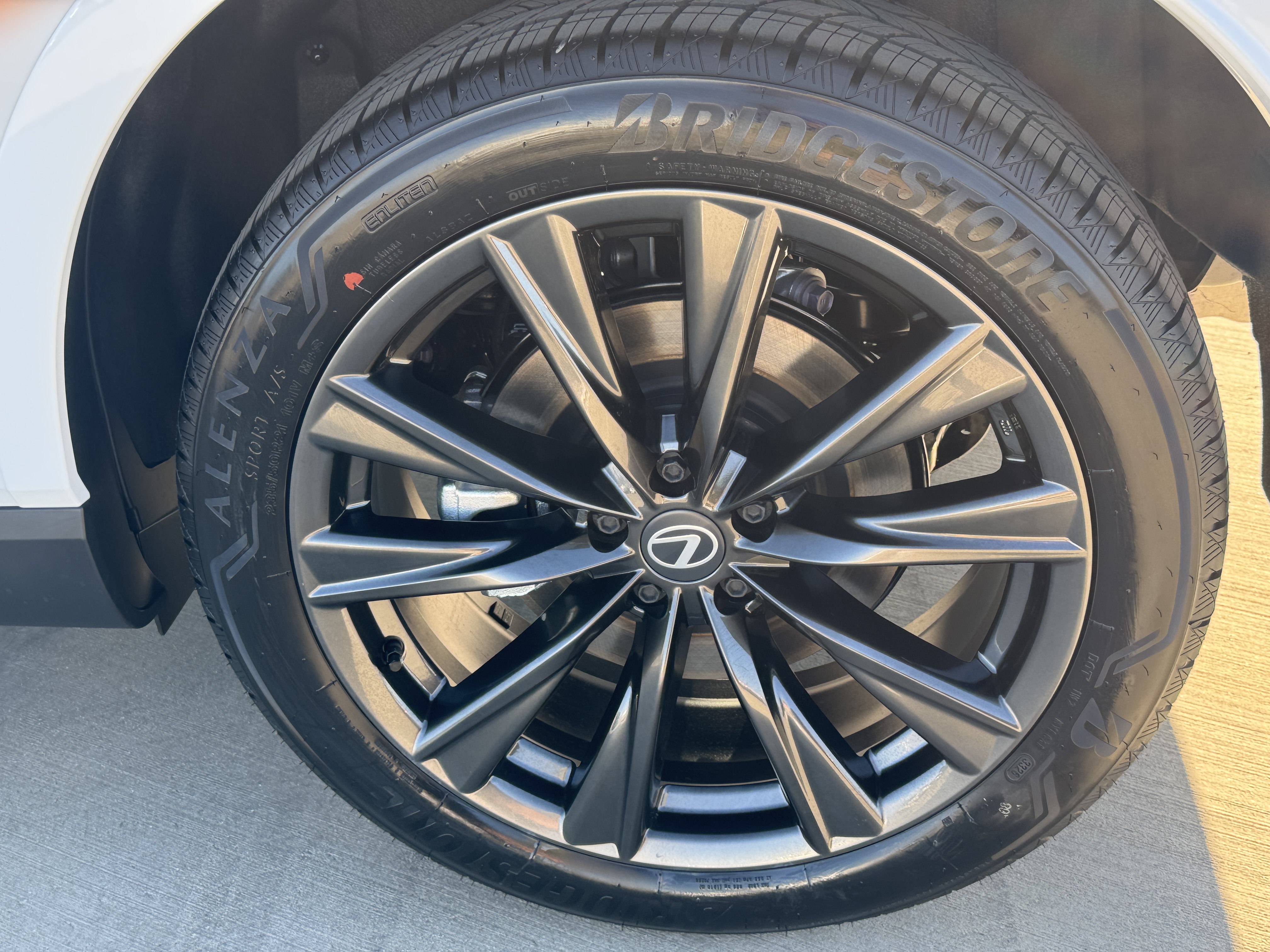 New 2026 Lexus RX 350 F Sport w/ Convenience Package FWD image 17