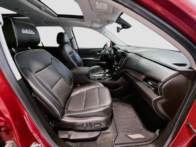 Used 2021 Chevrolet Traverse High Country w/ LPO, Floor Liner Package AWD/4WD image 27