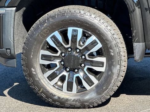 New 2026 GMC Sierra 2500 Denali Ultimate AWD/4WD image 32