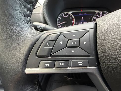 Used 2020 Nissan Sentra SV FWD image 22