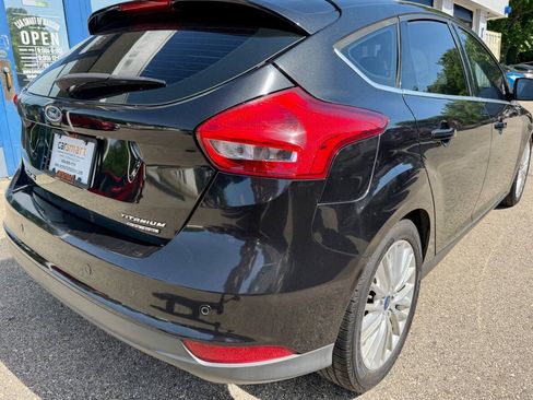 Used 2015 Ford Focus Titanium FWD image 9