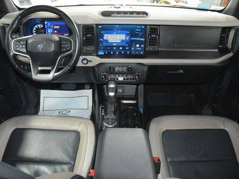 Used 2021 Ford Bronco Wildtrak image 30