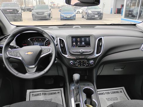 Used 2024 Chevrolet Equinox LT FWD image 5