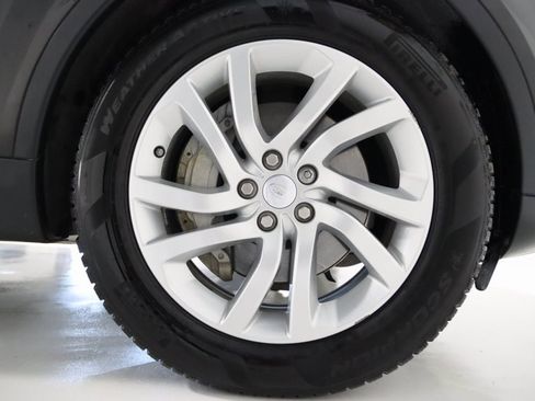 Used 2018 Land Rover Discovery HSE image 74