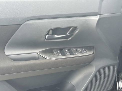 New 2026 Nissan Kicks S image 20