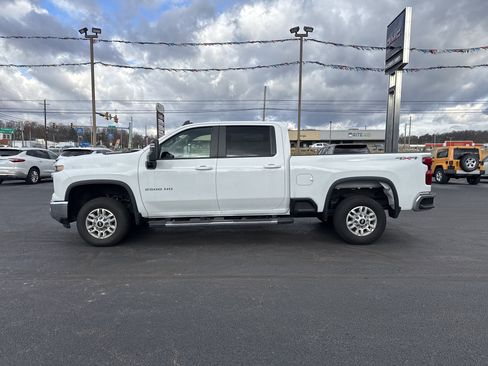 Used 2024 Chevrolet Silverado 2500 LT image 7