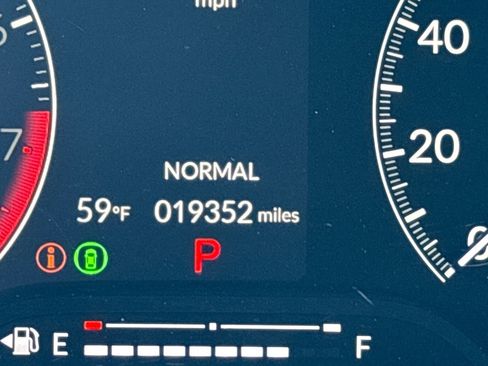 Used 2022 Honda Civic Sport image 31