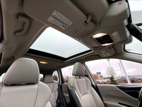 Used 2021 Subaru Forester Limited image 16