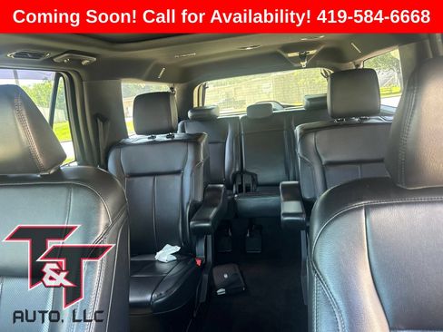 Used 2021 Ford Expedition Max XLT AWD/4WD image 9