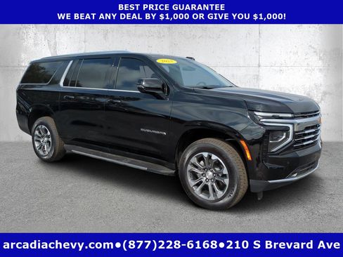 Used 2025 Chevrolet Suburban LT w/ Comfort Package image 1