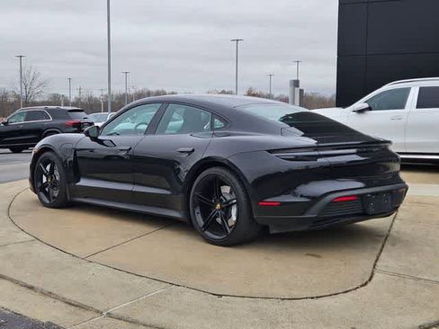 Used 2023 Porsche Taycan w/ Premium Package image 7