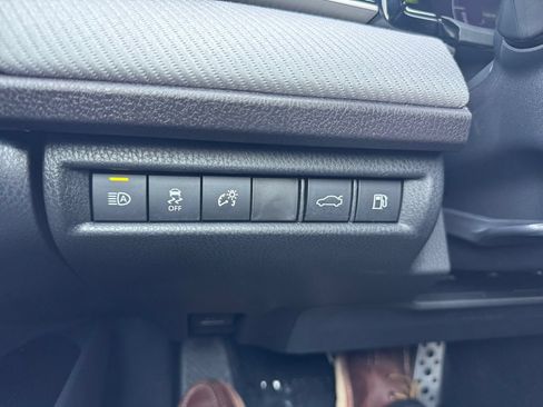 Used 2026 Toyota Camry SE FWD image 27