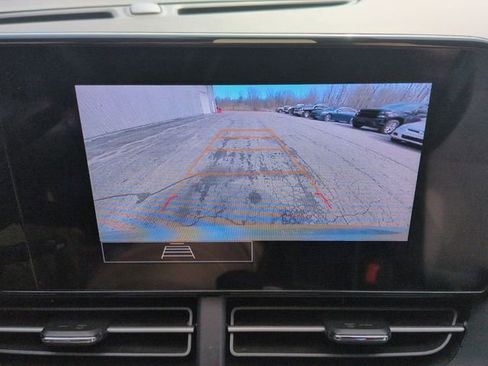 Used 2024 Chevrolet Trax RS image 17