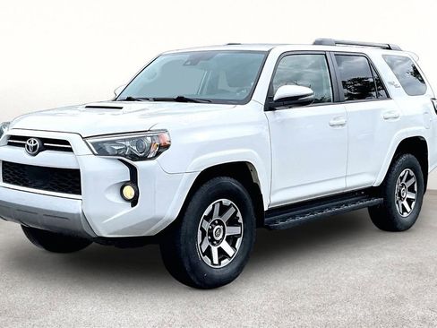 Used 2020 Toyota 4Runner TRD Off-Road Premium AWD/4WD image 14