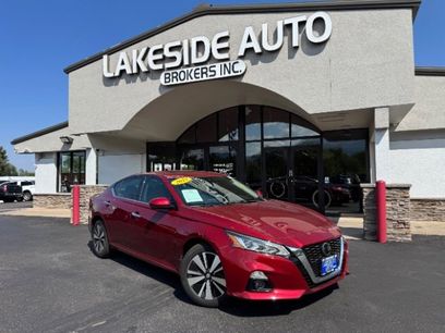 Used 2019 Nissan Altima 2.5 SV