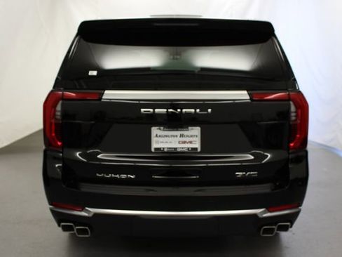 New 2026 GMC Yukon Denali image 9