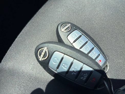 Used 2025 Nissan Altima 2.5 SV FWD image 20
