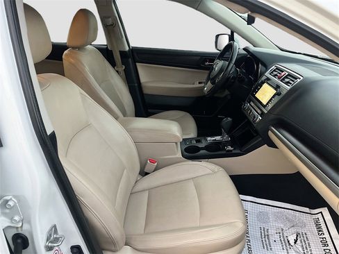 Used 2017 Subaru Legacy 2.5i Limited image 30
