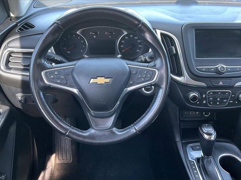 Used 2019 Chevrolet Equinox LT image 8