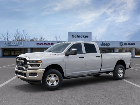 New 2026 RAM 2500 Tradesman AWD/4WD image 33