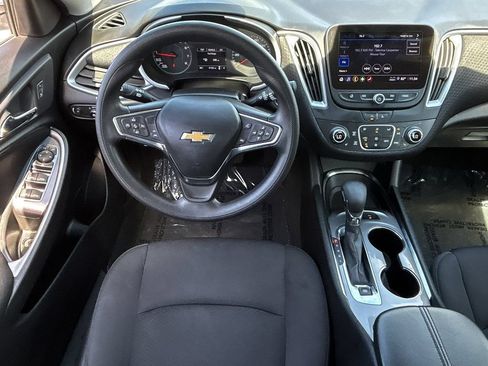 Used 2024 Chevrolet Malibu LT FWD image 23