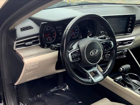 Used 2021 Kia K5 EX image 15