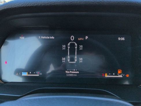 Certified 2024 Jeep Grand Cherokee L Laredo image 29