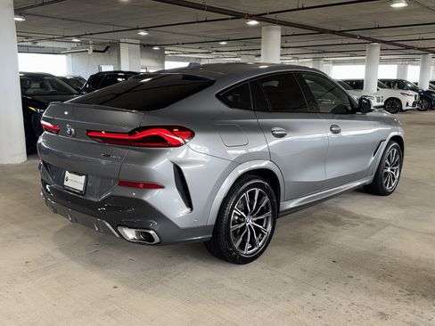 Certified 2025 BMW X6 xDrive40i image 8
