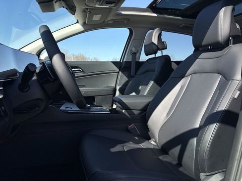 New 2026 Kia Sportage EX image 13