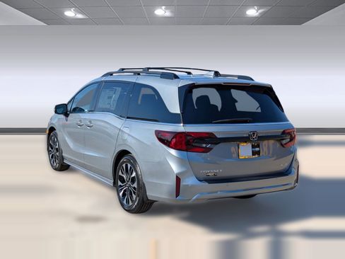 New 2026 Honda Odyssey Elite image 3