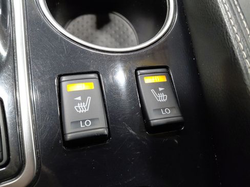 Used 2023 Nissan Maxima SV w/ Floor Mat Group FWD image 30