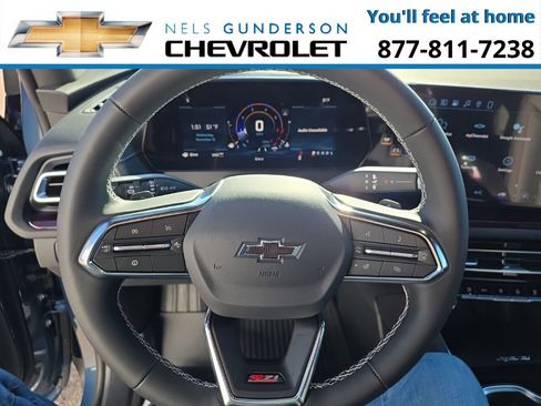 New 2026 Chevrolet Traverse Z71 w/ Driver Confidence Package image 28