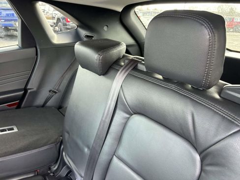 Certified 2021 Ford Escape SE w/ SE Sport Appearance Package image 28