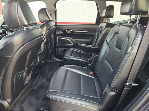 Used 2025 Kia Telluride S AWD/4WD image 39