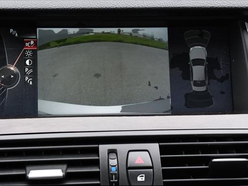 Used 2014 BMW 528i xDrive Sedan image 13