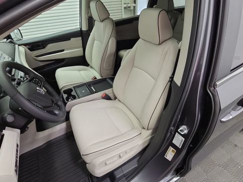 New 2026 Honda Odyssey Touring image 29