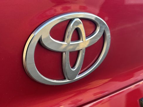 Certified 2025 Toyota Camry SE image 7