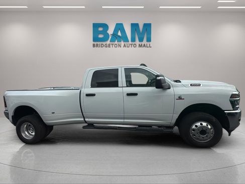 New 2026 RAM 3500 Tradesman image 11
